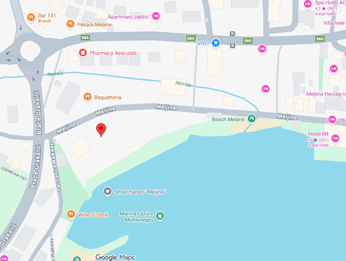 Lazure Hotel & Marina location map